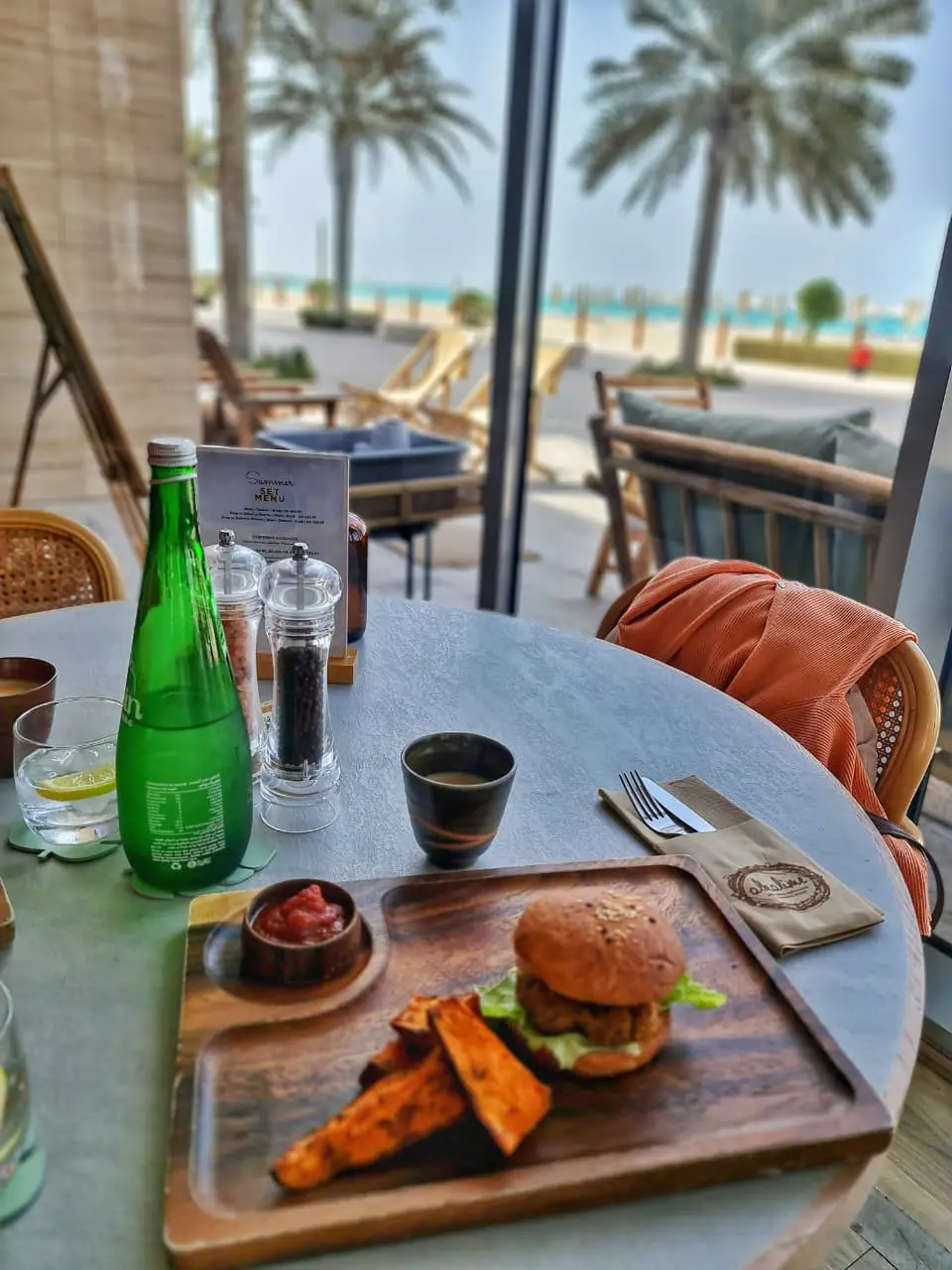 Alkalime Healthy Restaurant - Soul Beach Abu Dhabi - Day 2 - wanderwithmaya.com