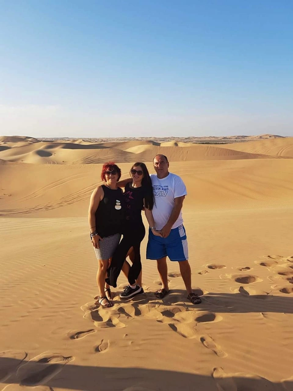 Sheikh Zayed Grand Mosque Desert Safari Abu Dhabi wanter with maya