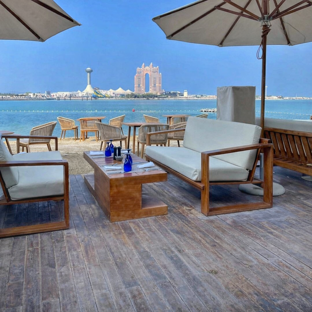 West Bay Lounge - Abu Dhabi - Wander with Maya