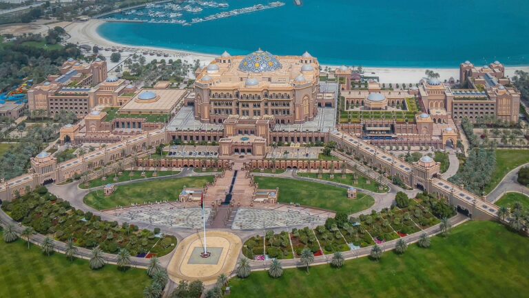 Emirates Palace - Wander with Maya